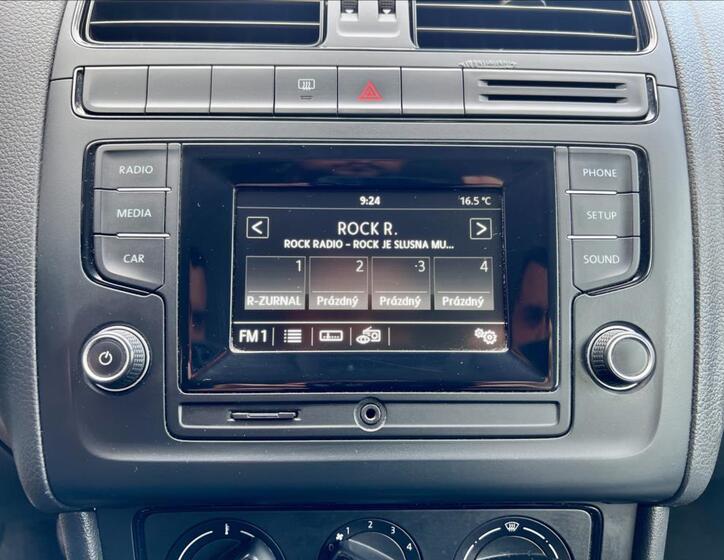 Volkswagen Polo 24