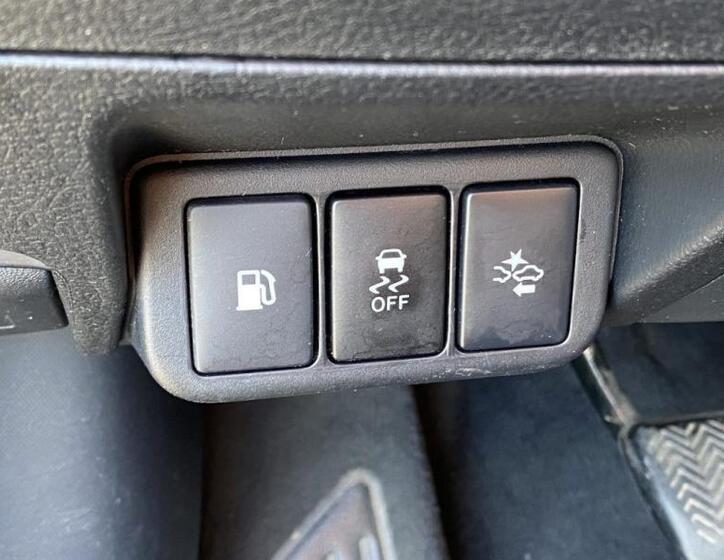 Toyota Avensis 32