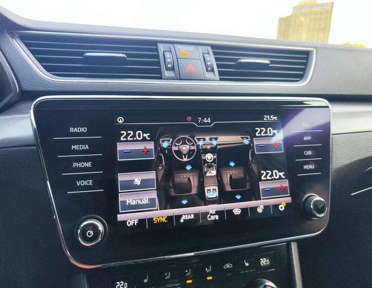 Škoda Superb 22