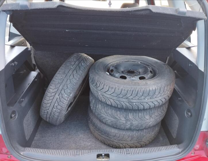 Škoda Roomster 14