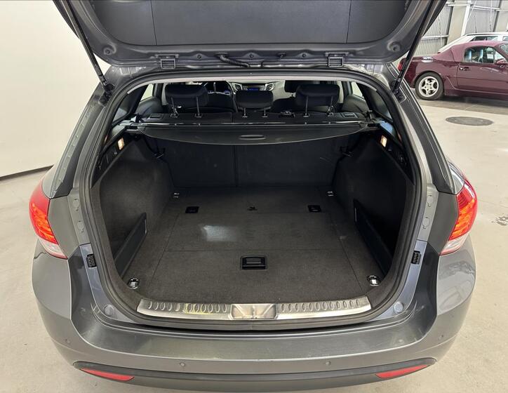 Hyundai i40 27