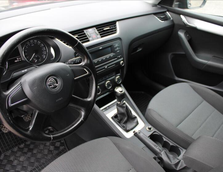 Škoda Octavia 10