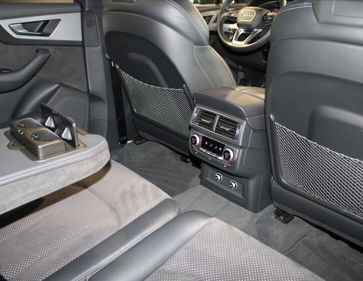 Audi Q7 29