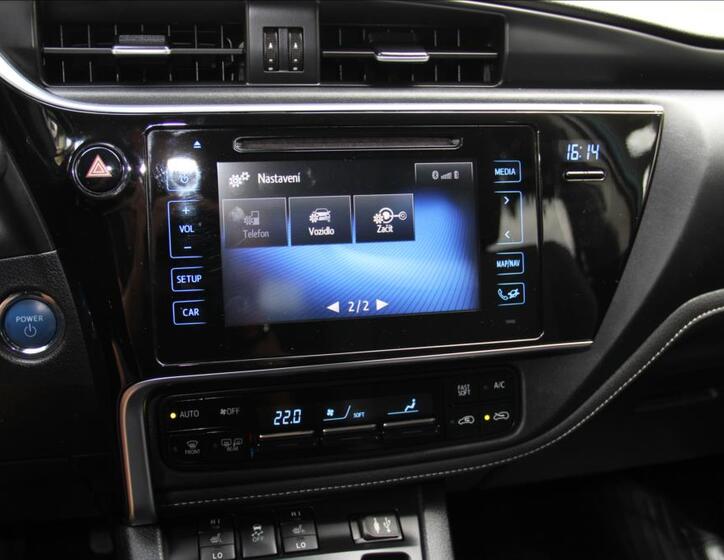 Toyota Auris 33