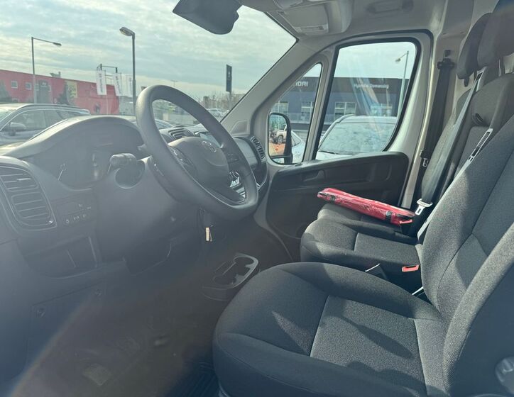 Toyota Proace Max 8