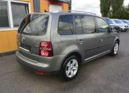 Volkswagen Touran 5