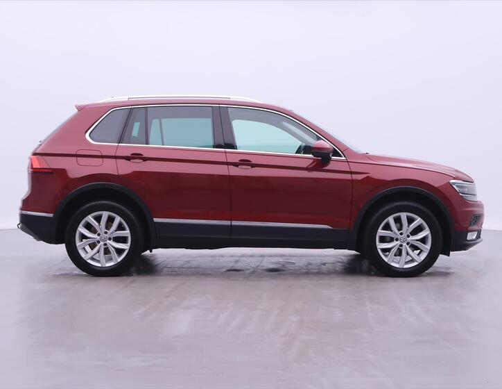 Volkswagen Tiguan 8