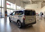 Ford Tourneo Courier 5