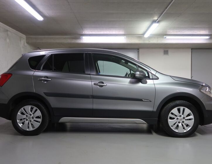 Suzuki SX4 4