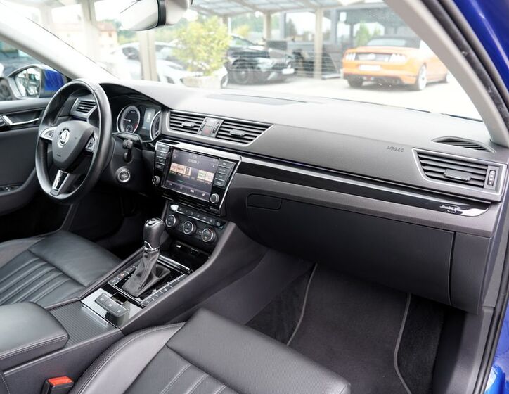 Škoda Superb 33