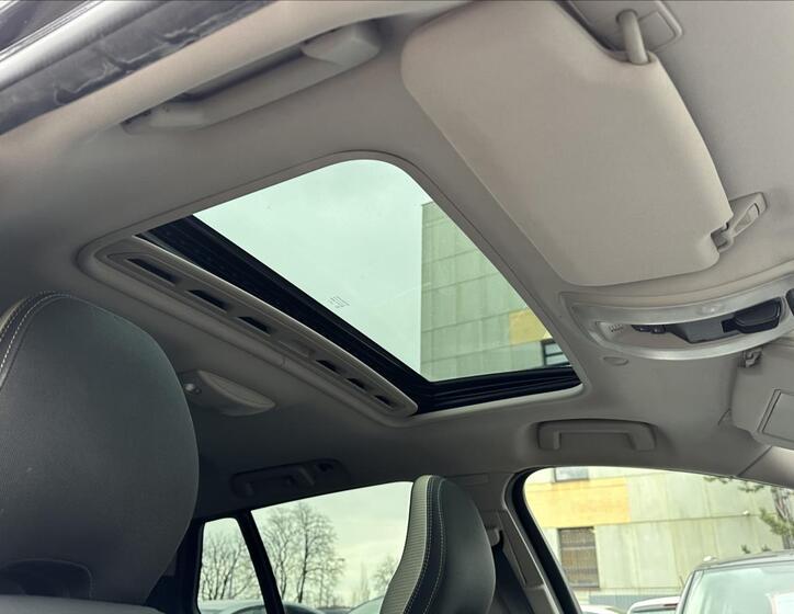 Volvo V60 27