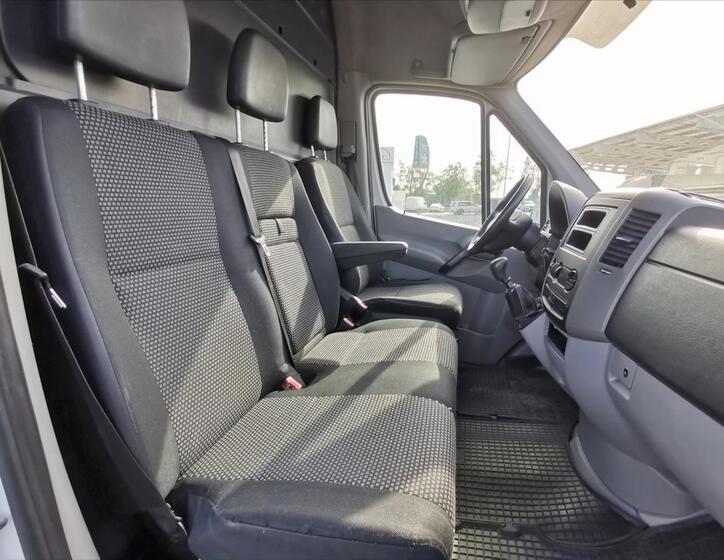 Mercedes-Benz Sprinter 7