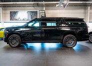 Cadillac Escalade 2