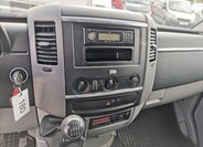 Volkswagen Crafter 9
