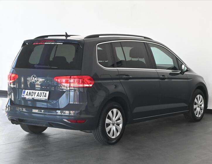 Volkswagen Touran 3
