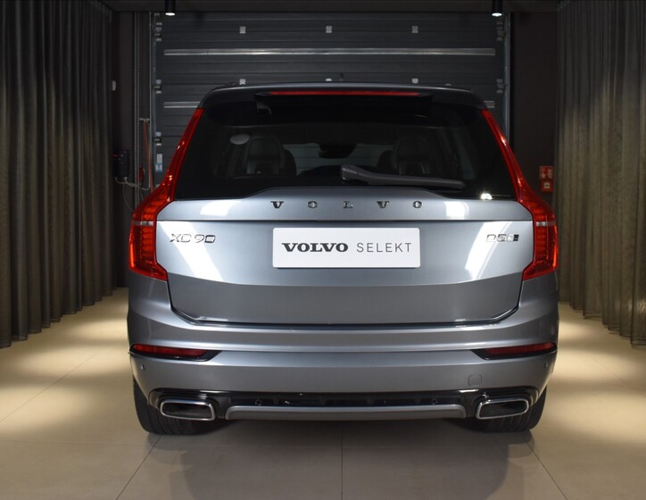 Volvo XC90 5