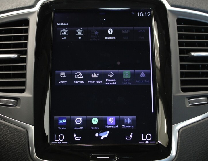 Volvo XC90 12