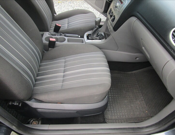 Ford Focus 16