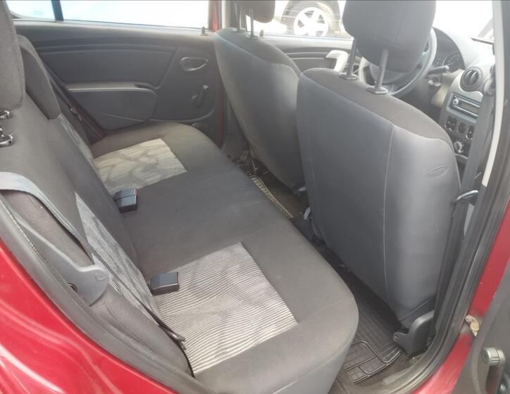 Dacia Sandero 9