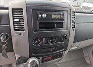 Volkswagen Crafter 9