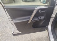 Toyota RAV4 8