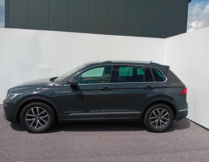 Volkswagen Tiguan 10