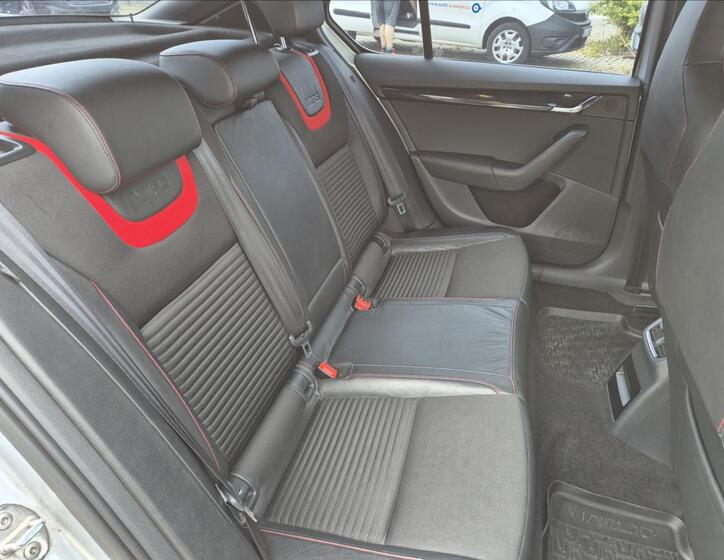 Škoda Octavia 25