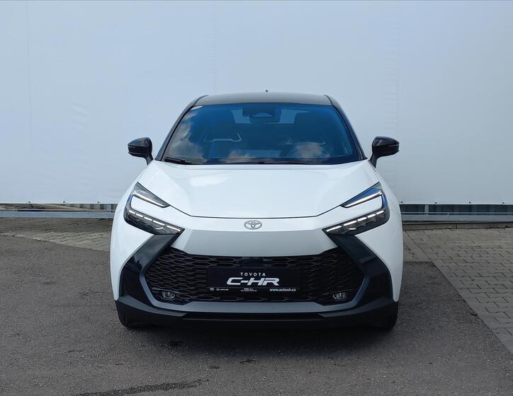 Toyota C-HR 4