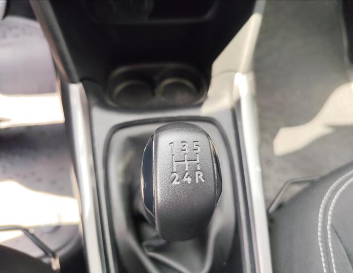 Peugeot 2008 18