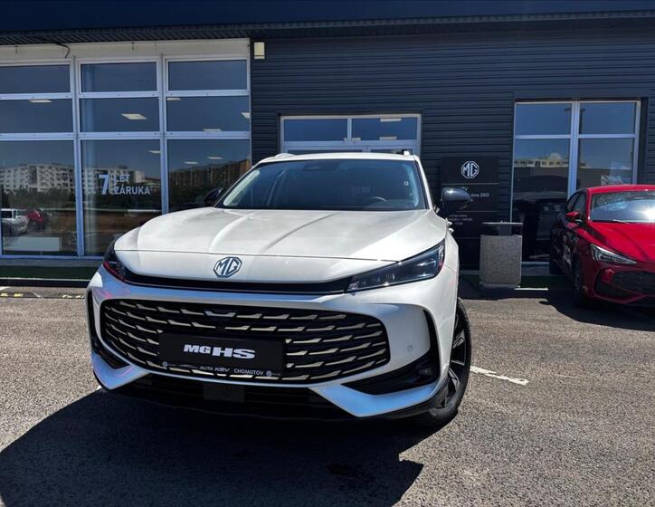 MG HS 2
