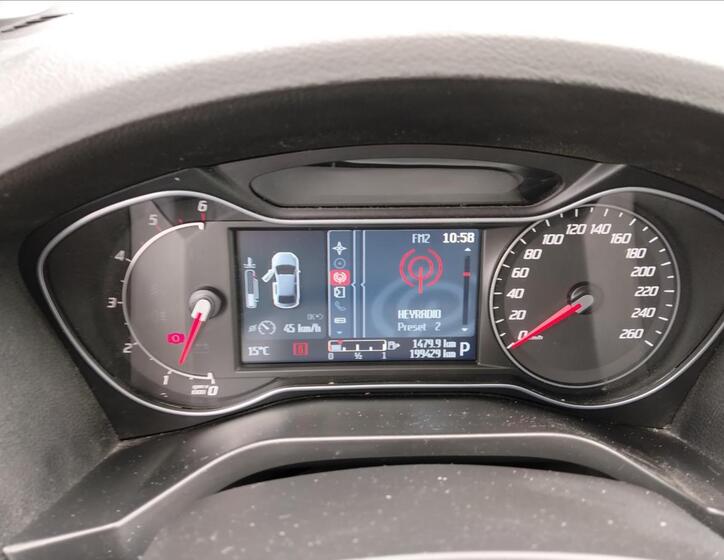 Ford S-MAX 9
