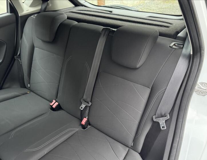 Ford Fiesta 25