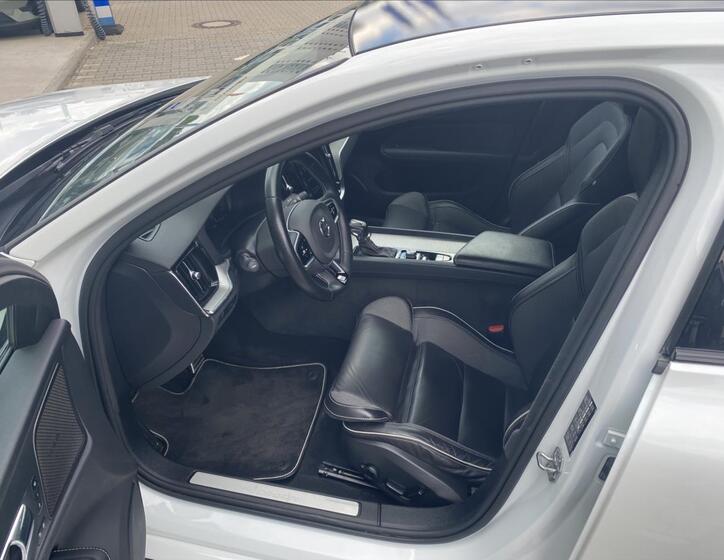 Volvo S60 9