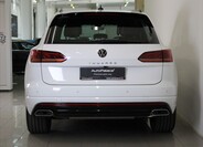 Volkswagen Touareg 4
