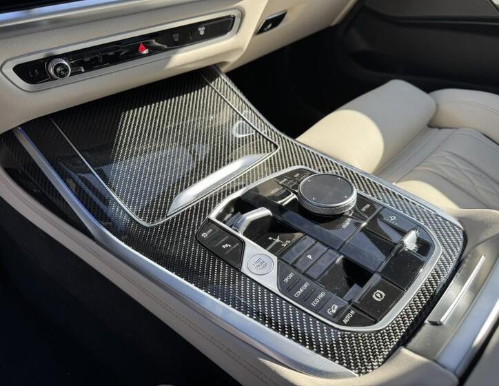 BMW X7 30