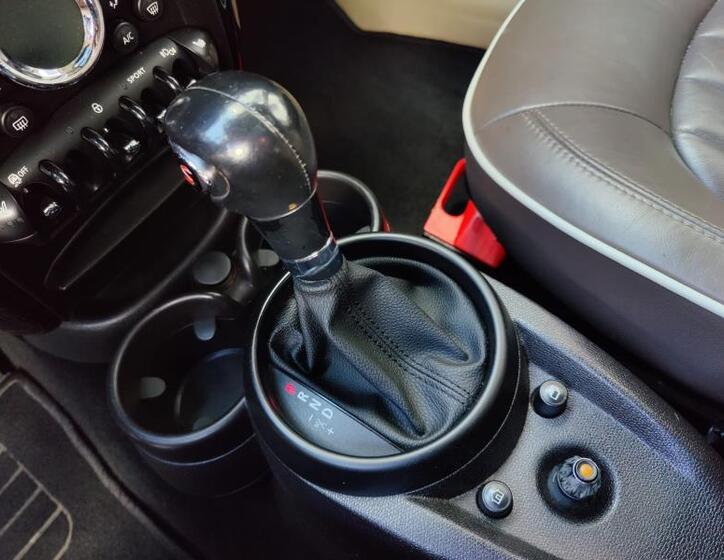 Mini Countryman 28