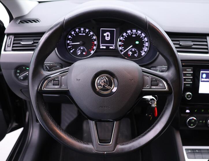 Škoda Octavia 19