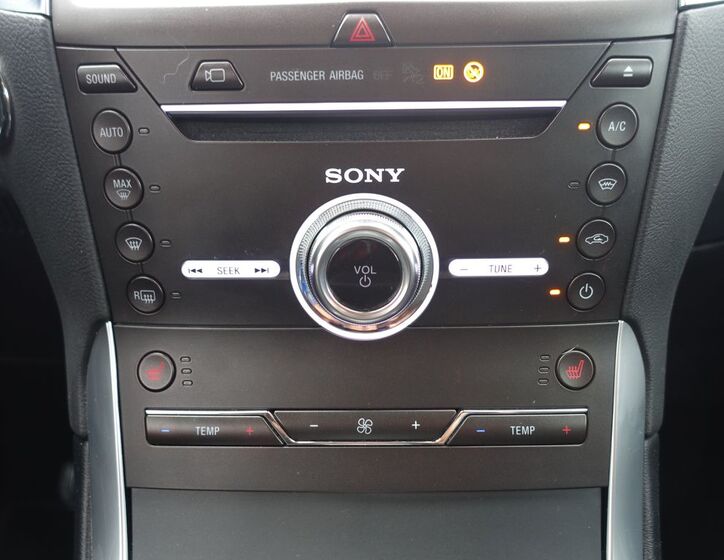 Ford S-MAX 21