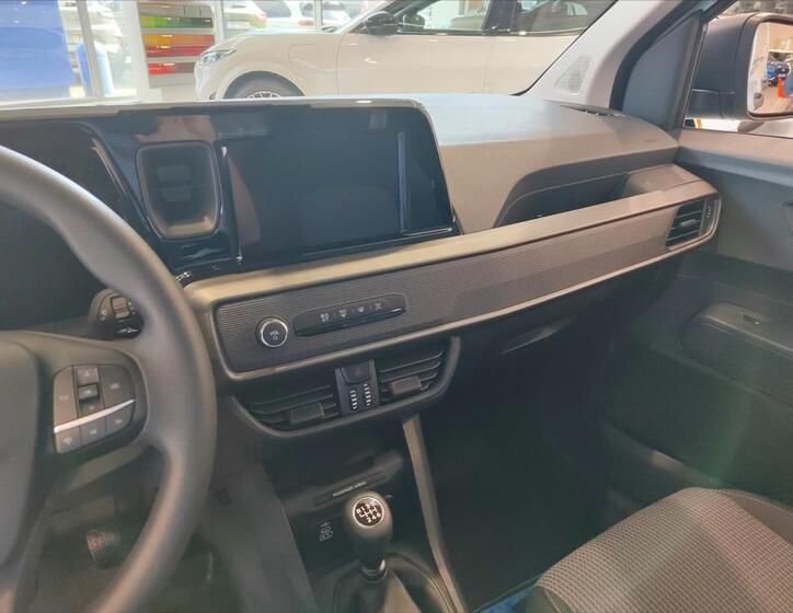 Ford Transit Courier 21