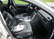 Volvo XC70 13