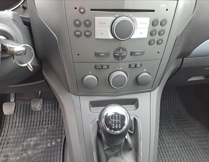 Opel Zafira 13