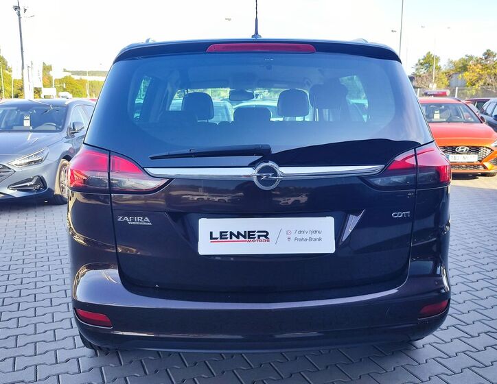 Opel Zafira 6