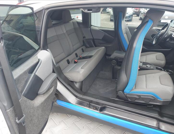 BMW i3 15