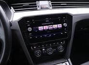 Volkswagen Passat 25