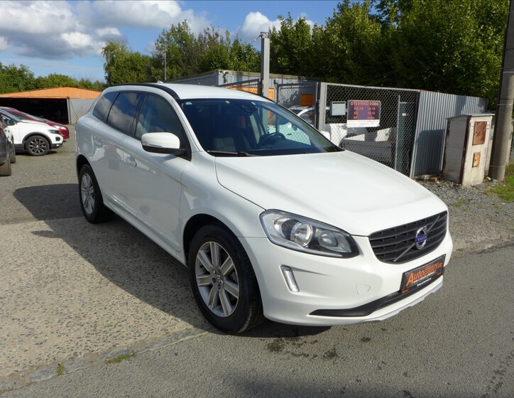 Volvo XC60 4