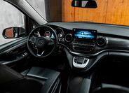 Mercedes-Benz Třídy V 23
