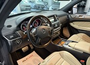 Mercedes-Benz GL 9