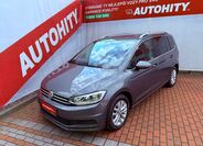 Volkswagen Touran 1