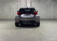 Toyota Yaris 6
