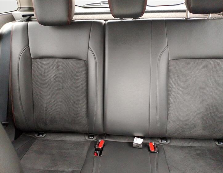 Suzuki Vitara 16